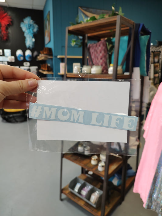 MOM LIFE decal | white
